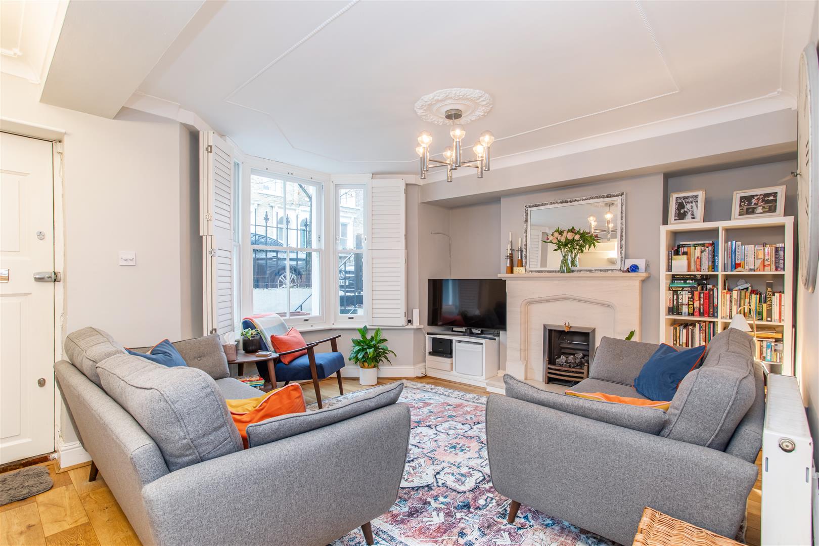 2 bed property in Driffield Road, Mile End